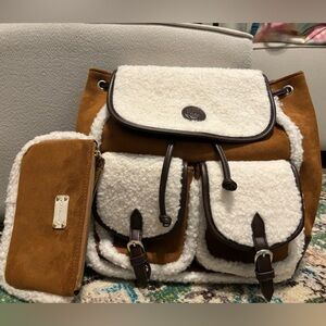 Bearpaw backpack and wristlet set